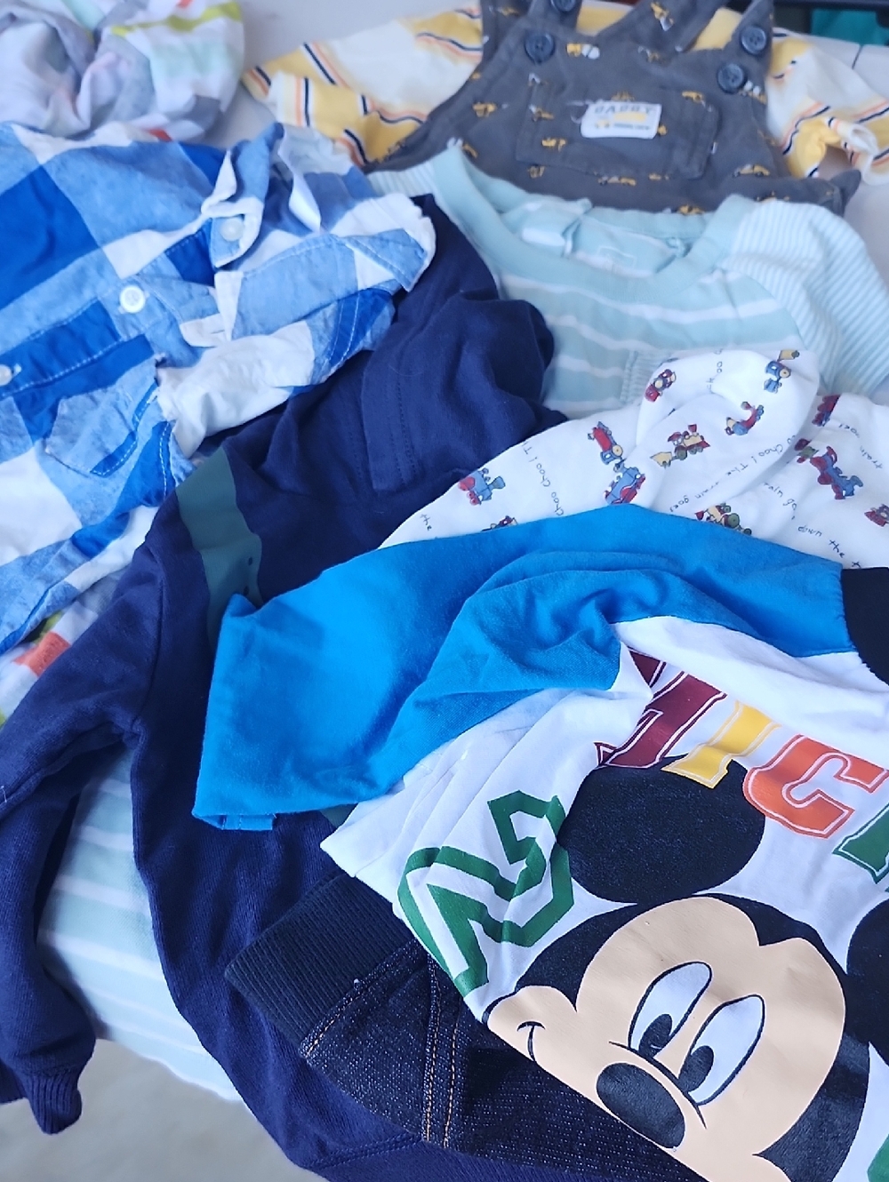 18 Mo 1 Short Overall W Top 4 Onsies 2 Pant 2 Tops